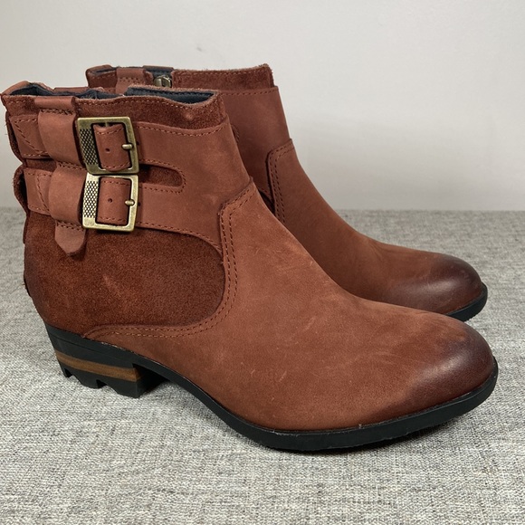 Sorel Lolla Booties - Picture 2 of 8